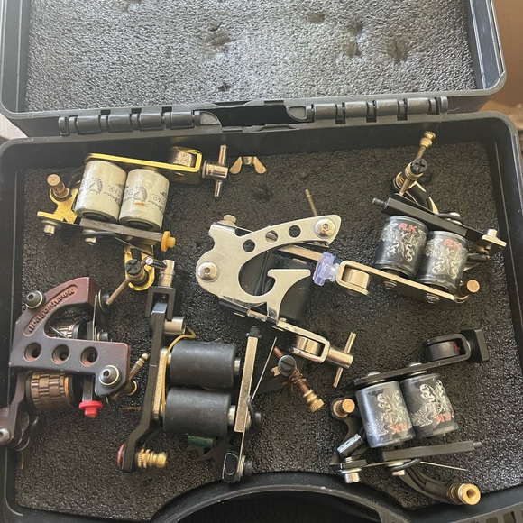 Tattoo gear basically all you need besides talent - Picture 9 of 15